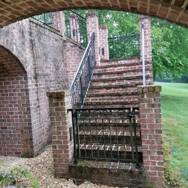 Outdoor brick structures get exposed to bird droppings, mildew, mold, dirt, pollution, and weeds every day. It doesn’t take long before the brick starts to look grimy and uninviting. Maryland Pro Wash offers brick cleaning services that can keep your brick structures look as good as the day they were built.