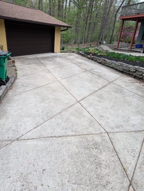 After Driveway Pressure washing of Home In Columbia, Maryland By Maryland Pro Wash 