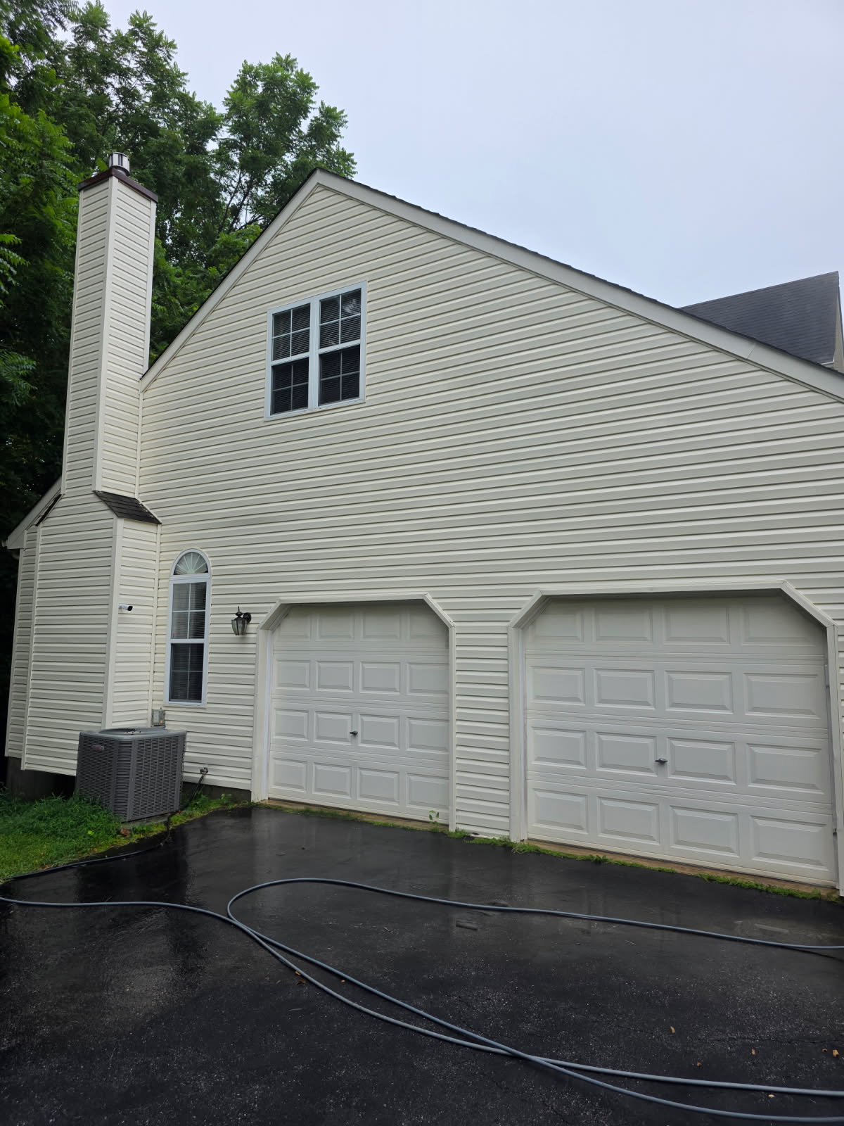 After Garage Side of House Pressure Washing By Maryland Pro Wash 