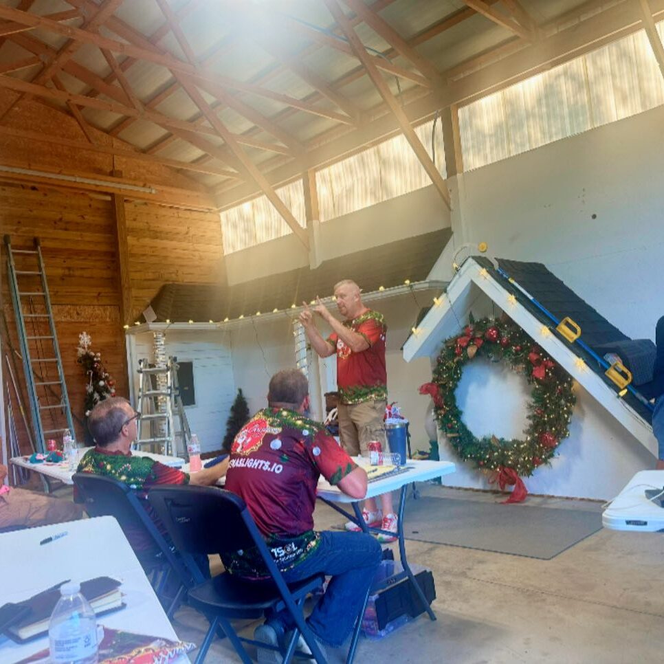 Learning How To Install Christmas Lights Safely and Professionally While Attending a Holiday Light Class