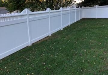 Wooden fence After Maryland Pro Wash cleaning. The Fence is completely Bright and White Looking brand new. Helps the backyard feel and look welcoming. 